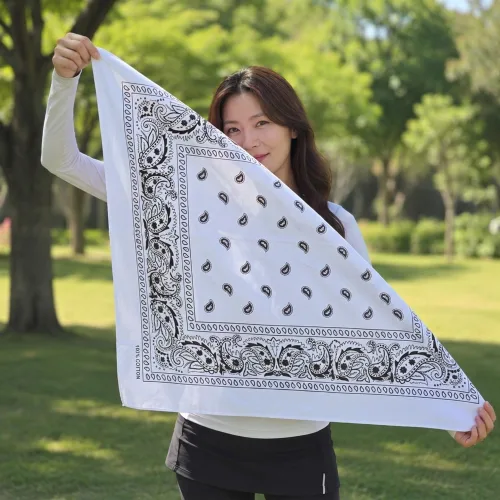 4160 페이즐리 스카프 손수건 70x70cm 여성 반다나 목스카프 헤어밴드 가방장식 별장식 버튼세트