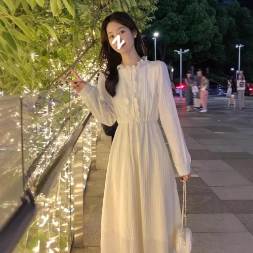 티류으스 여성 가을 겨울 프렌치 감성 베이지 티어드레스 숲속 스타일 코트 안감 레이어드 원피스 Z0407
