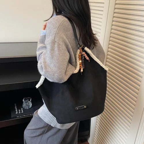 여성용 스웨이드 토트백 스트라이프 모피 디테일 버킷백 대용량 숄더백 가을겨울 데일리 백