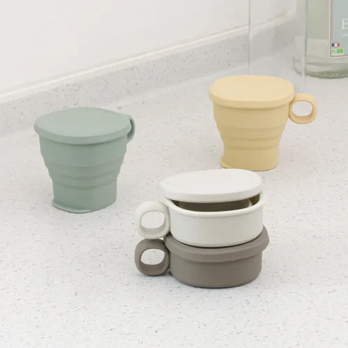 실리샵 국산 플래티넘 실리콘 손잡이 접이식 컵 사각형 270ml, 1개, 접이식컵 옐로우버터